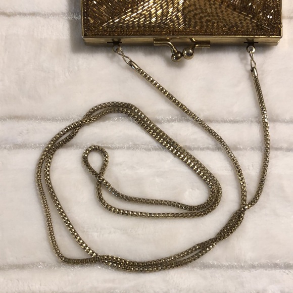Gold glass beaded vintage purse. toggle clasp. “LaRegale LTD” made in China. - Picture 6 of 8